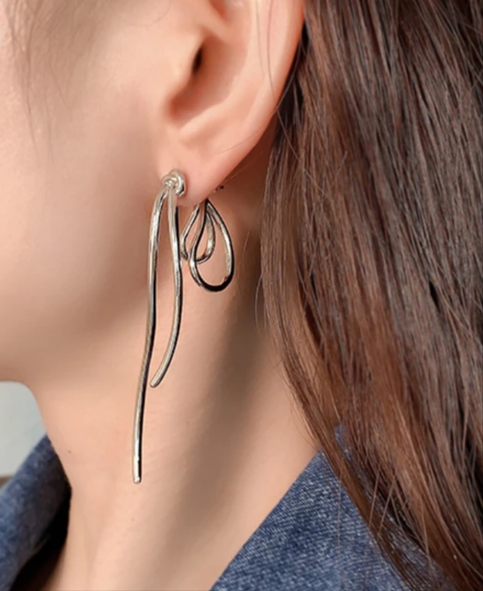 Silver Luxe Bow Studs