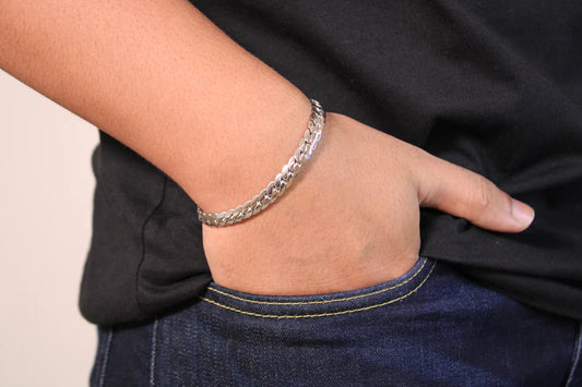 Flat Curb Bracelet - (2 Colour Varients Available)