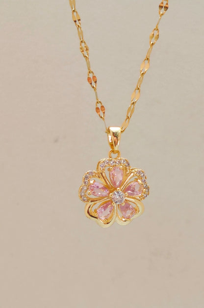 Glamourous Bloom Necklace