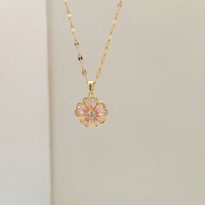 Glamourous Bloom Necklace