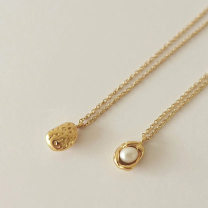 The Nestled Pearl Necklace