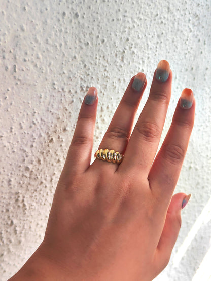 Croissant Dome Ring