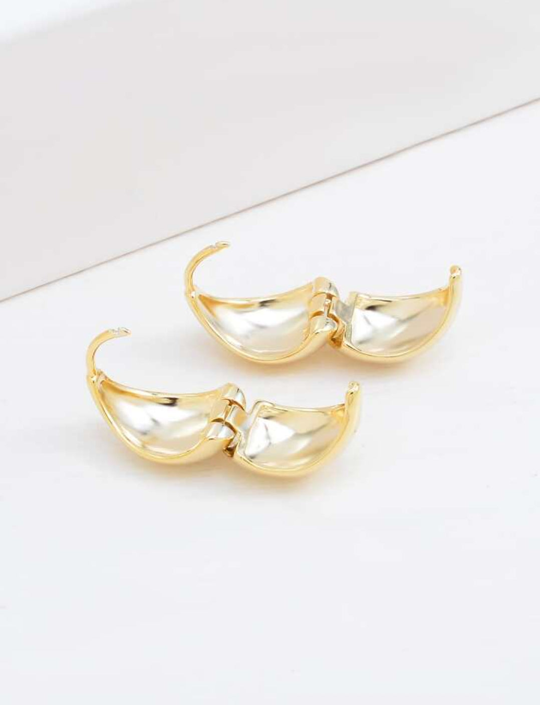 Aurelia Minimalist Hoop Earrings