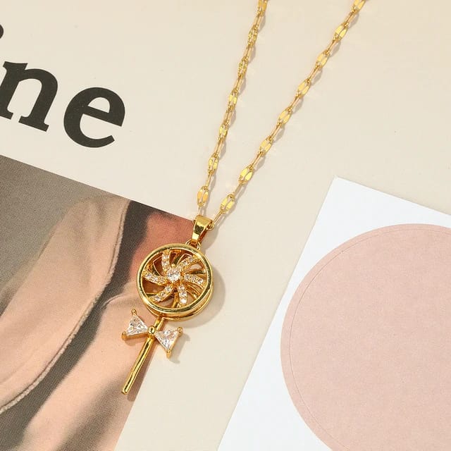 Sweet Spin Pendant Necklace