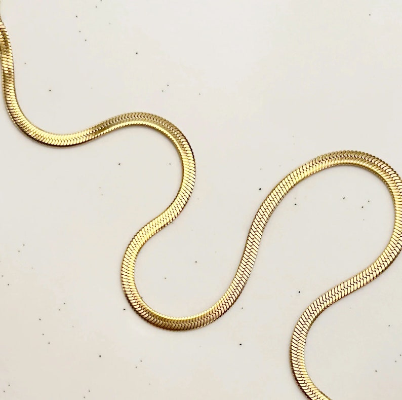 Herringbone Snake Chain Necklace