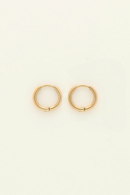 Classic Huggie Earrings -10mm